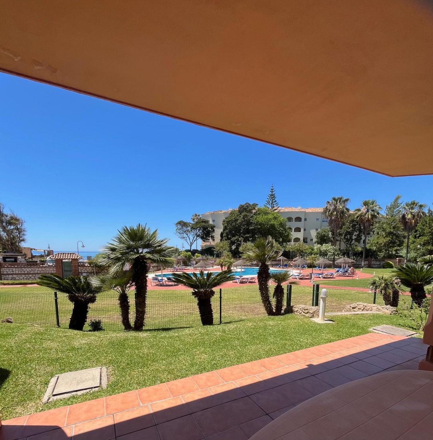 At Club Playa Real Apartament Marbella