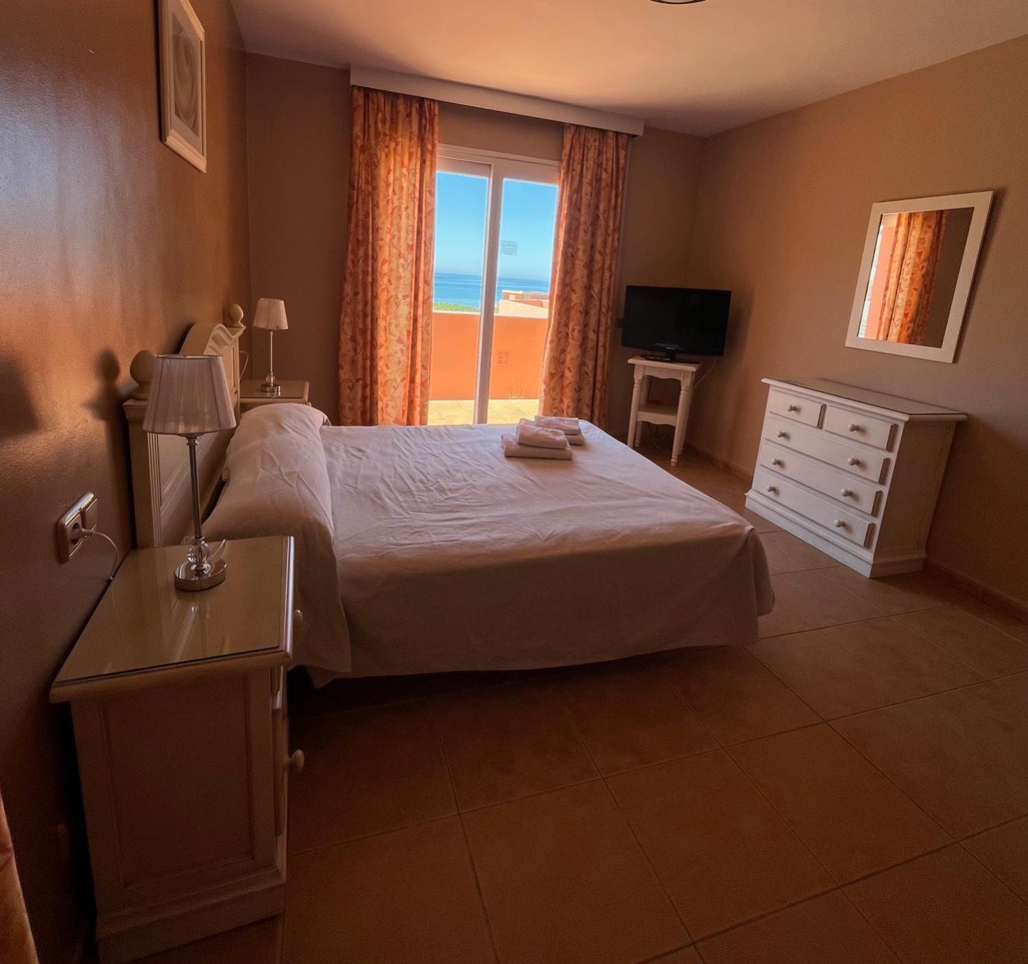 Apartament At Club Playa Real Marbella