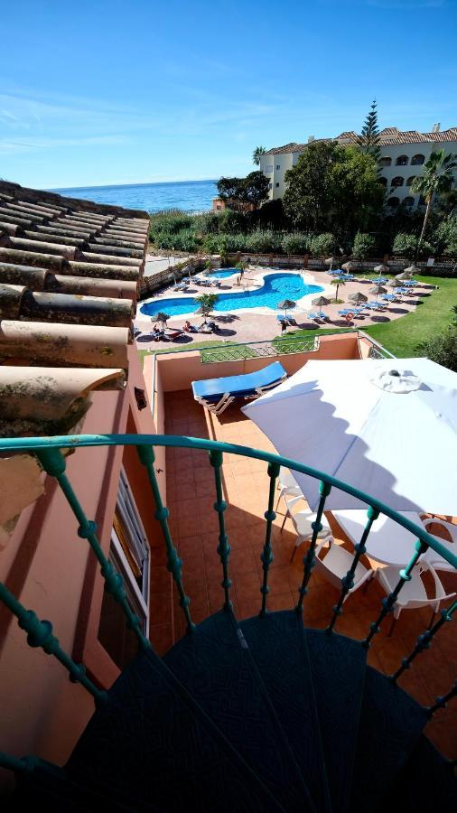 At Club Playa Real Apartment *